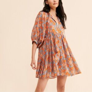 Sundry Floral Shift Dress Size 1 (Small)